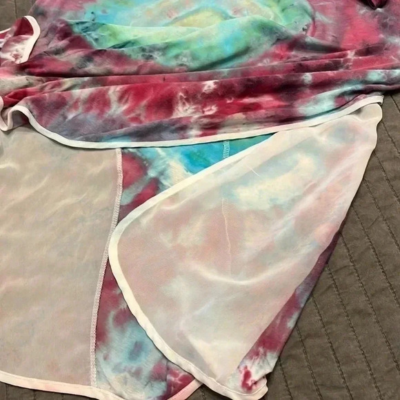 Up-cycled, tie dyed, Banana Republic shirt - Picture 8 of 8